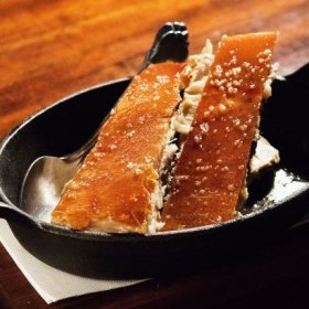 Chanchito alla cruz (eight-hour wood-fired pig).