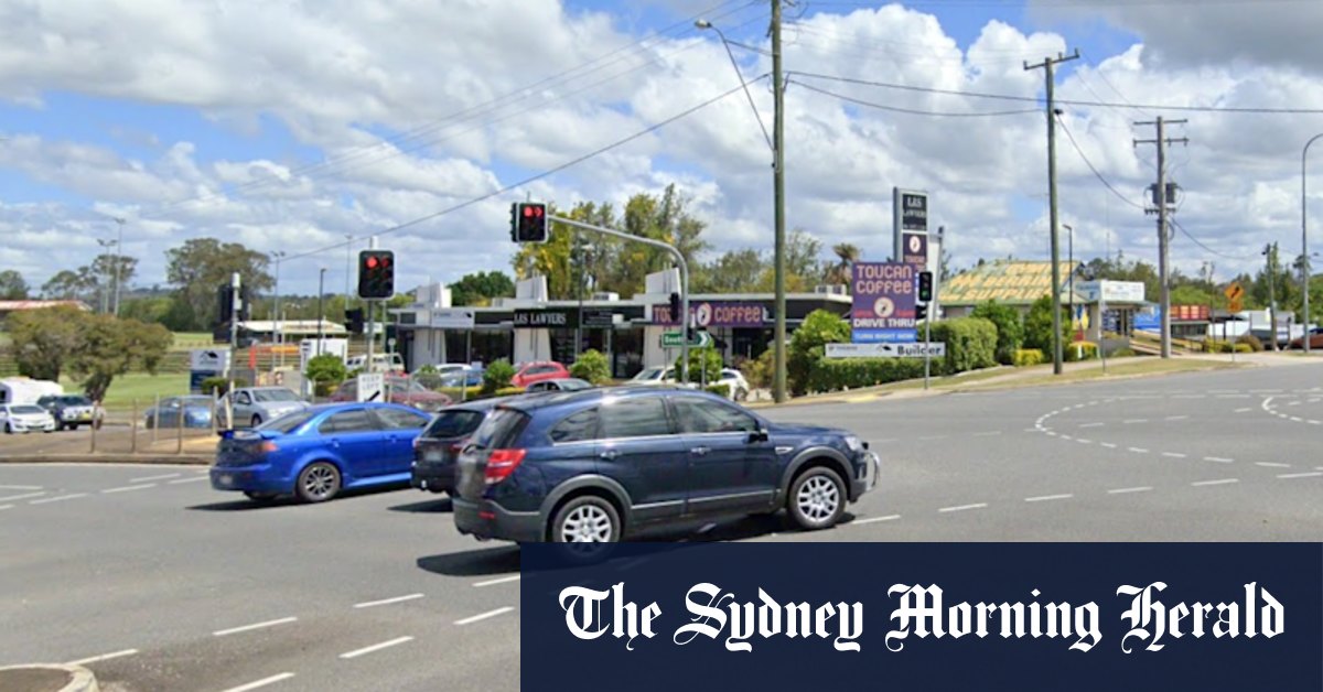 Son was fatally stabbed in heart beside dad after car park argument - Vimarsana News