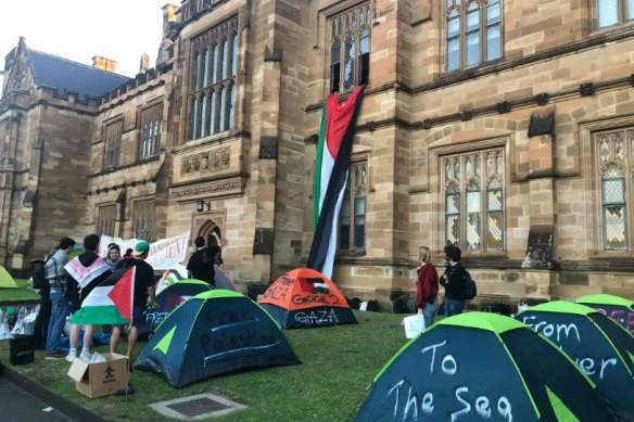 Israel war: Sydney University protests follow US campus demonstrations