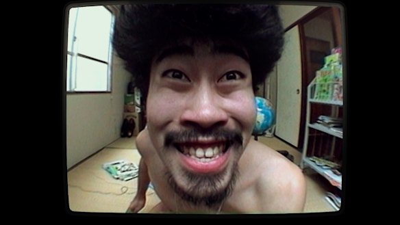 A TV star who had no idea he was on TV … Tomoaki Hamatsu aka Nasubi in The Contestant.