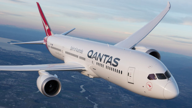 A Qantas flight from Perth to Sydney was forced to return to WA.