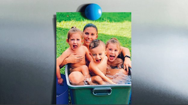 Hannah with her children (from left: Laianah, Trey and Aaliyah). 