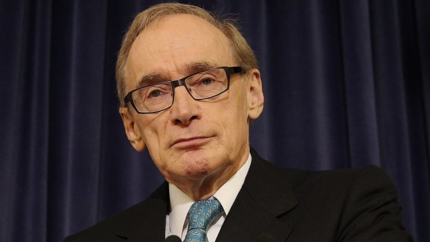 'Sam paid the price and so should Bob': Labor member pursues Bob Carr over China links