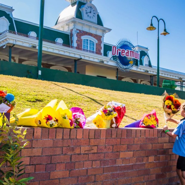 Flowers being left at Dreamworld the day after of the tragedy.