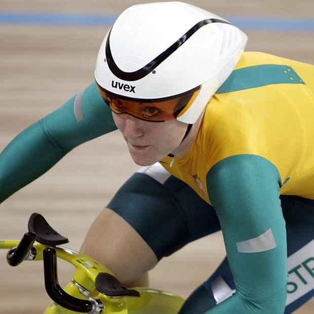 Anna Meares during her world record-breaking 500-metre time trial final in Athens during the 2004 Olympic Games. 