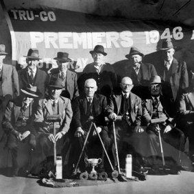 The Footscray Trugo Club 1946 premiership team.