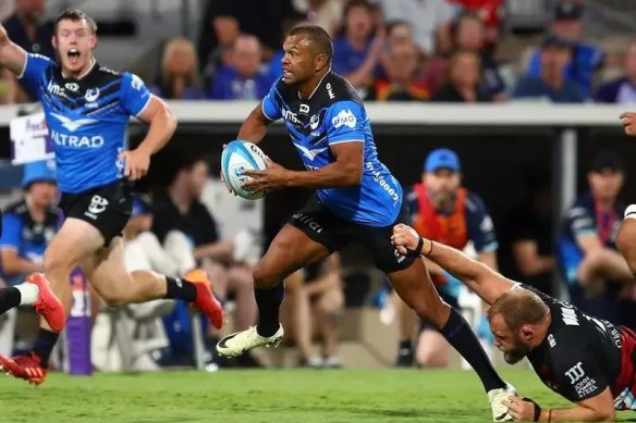 Kurtley Beale made a triumphant debut for the Western Force against the Crusaders.