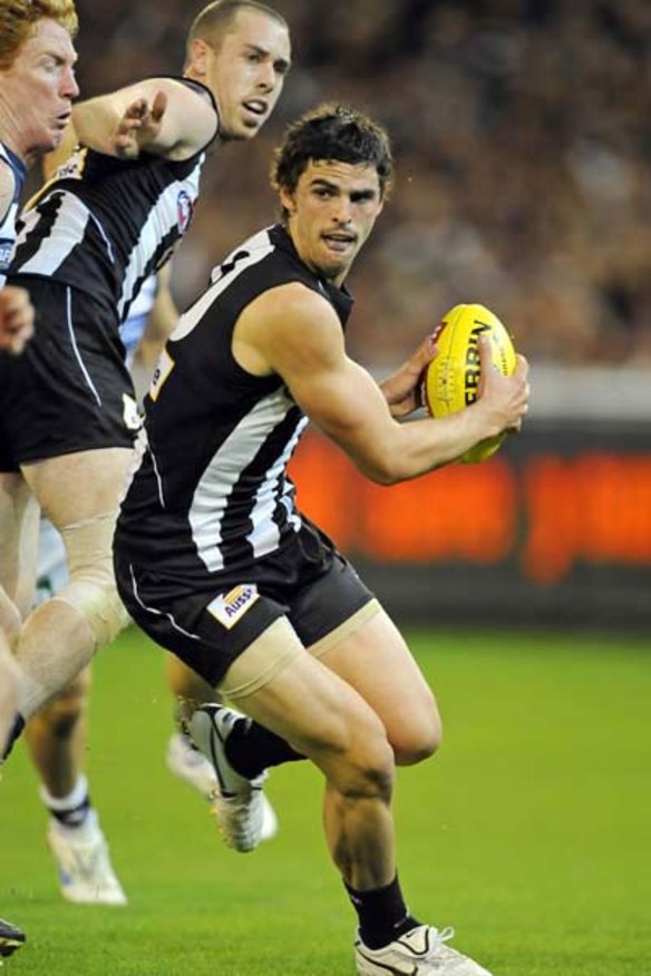 Ex-basketballer Scott Pendlebury in his early football days.