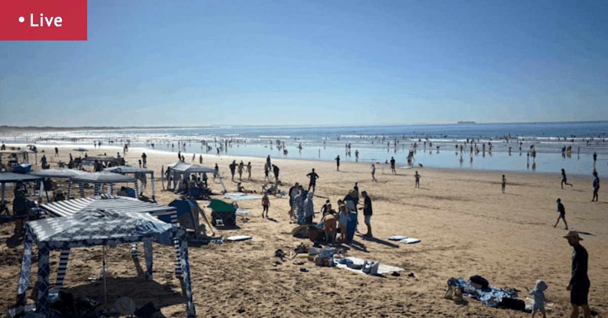 BoM points extreme climate warnings as temperatures soar above 40 in Victoria; excessive bushfire danger declared for Wimmera; Adelaide, Perth, Hobart swelter