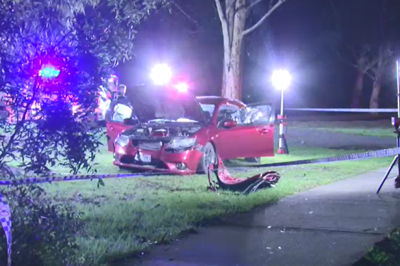 A woman has died after the car she was a passenger in crashed in Beaconsfield on Saturday morning.