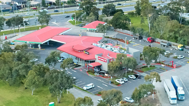 The Westernport Service Centre in Fawkner sold at a $4 million discount.