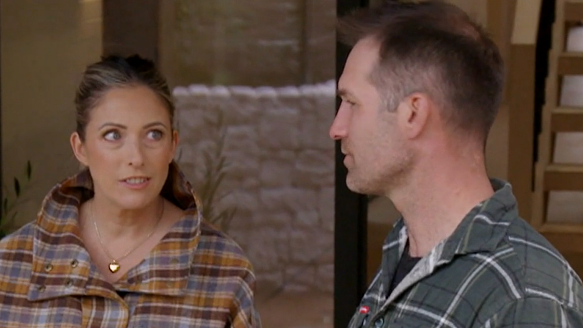 Dan and Dani slam eyesore blocking $1 million water view