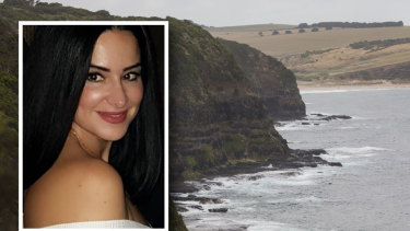 Friends are mounring 45-year-old Aida Hamed after she drowned on the Peninsula.