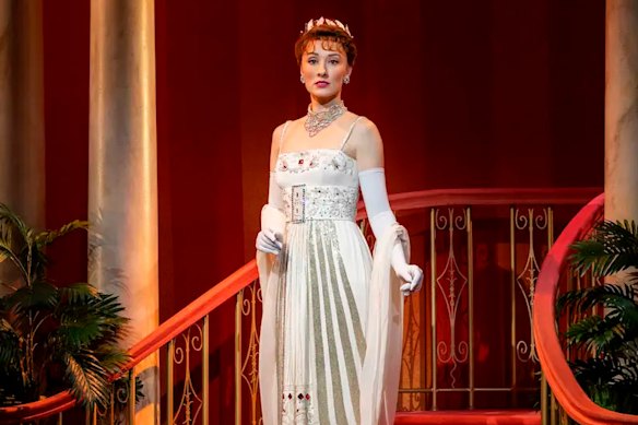 Claire Lyon as Eliza Doolittle
