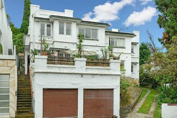A rundown block of four apartments in Rose Bay is set to be demolished to make way for one house.