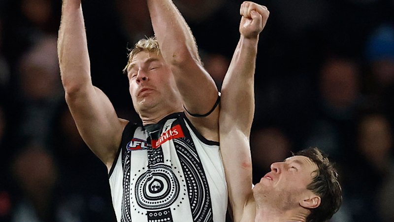 Collingwood fight to clear Billy Frampton ahead of crunch Carlton Blues clash (australia) — SMH