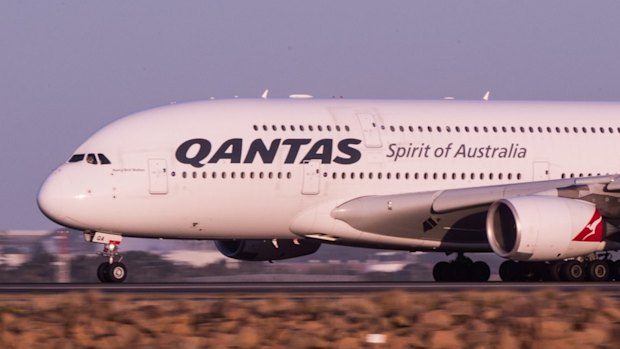 A Qantas Airbus A380 has been delayed in Singapore.