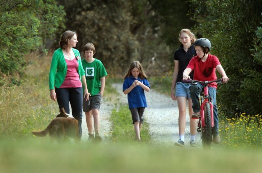 Tess Goodwin and her four children photographed a year after Dave’s death.