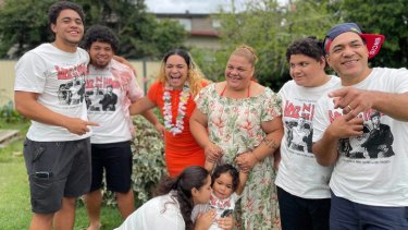 Davvy Moale with his family.