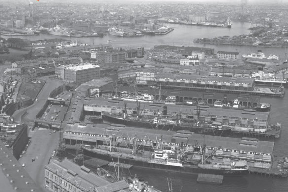 A virtually intact and rare example of an early 20th century wharf, Pier 2/3 and Wharf 4/5 have been repurposed as a new arts precinct. 