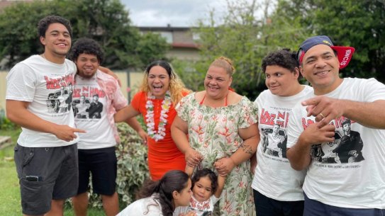 Davvy Moale with his family.