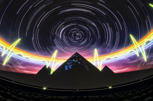 Imagery from The Dark Side of the Moon Planetarium Experience.