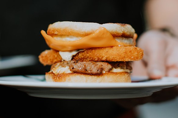 Warkop’s breakfast muffin served with a housemade sausage patty, fried egg and “Bazzinga sauce”.