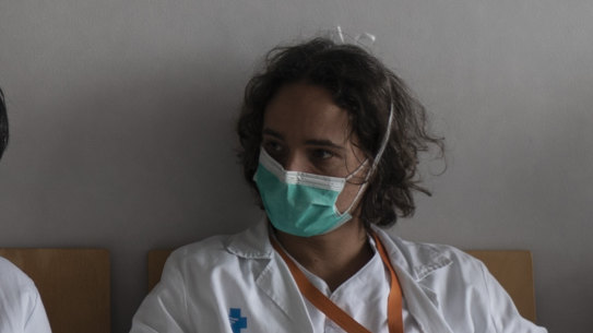 Breakdown in infection control or adequate pesonal protective equipment and proper fitting and remoaval of PPE been happening.