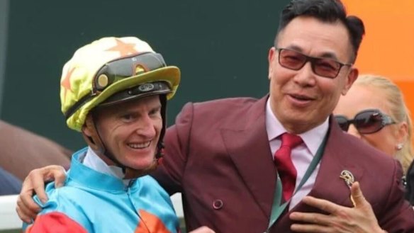 Ka Ying Rising owner Leung Shek-kong with Zac Purton.