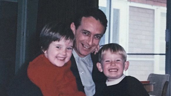 Ian Hunter as a child with his dad.