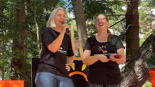 Patricia Fitzgerald (right) and Amanda Bartle (left) founded the grassroots homeschool information and activism group Free2Homeschool to bring home educators' concerns to the government and bring information back to the community.