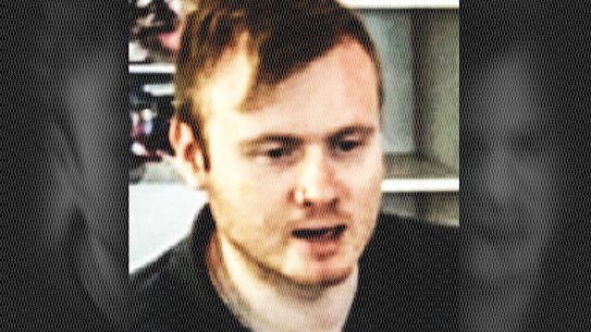 O trabalhador da creche Joshua Brown foi acusado de mais 83 crimes.