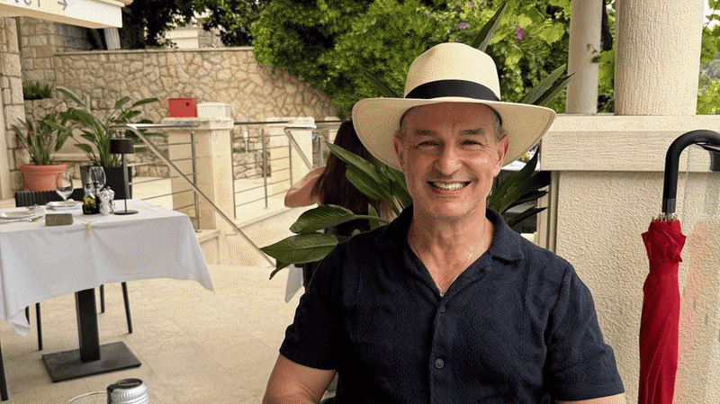 Execs go AWOL to lap up summer in Europe