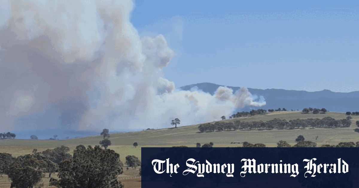 Victoria bushfires: Grampians blaze destroys homes as emergency warning remains - Vimarsana News