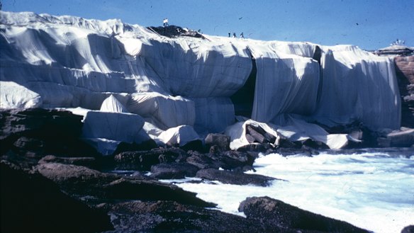 Little Bay was wrapped with 90,000 square metres of fabric.