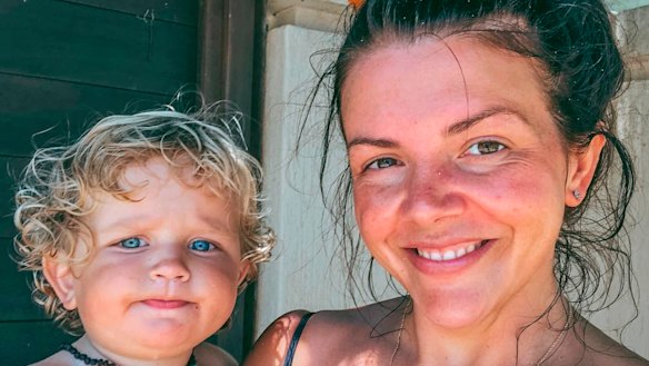 Blogger Mel Watts, aka 'The Modern Mumma', implemented a 'no vax, no visit rule'.