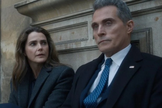 Keri Russell and Rufus Sewell in The Diplomat Season 4