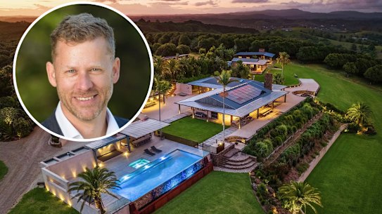 The Range in Coopers Shoot; Byron Shire Mayor Michael Lyon