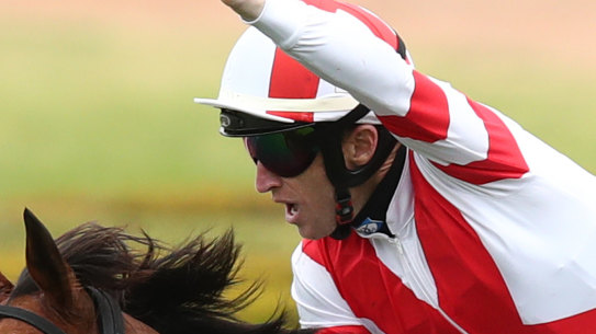 Japanese miler Obamburumai wins last year’s Golden Eagle 