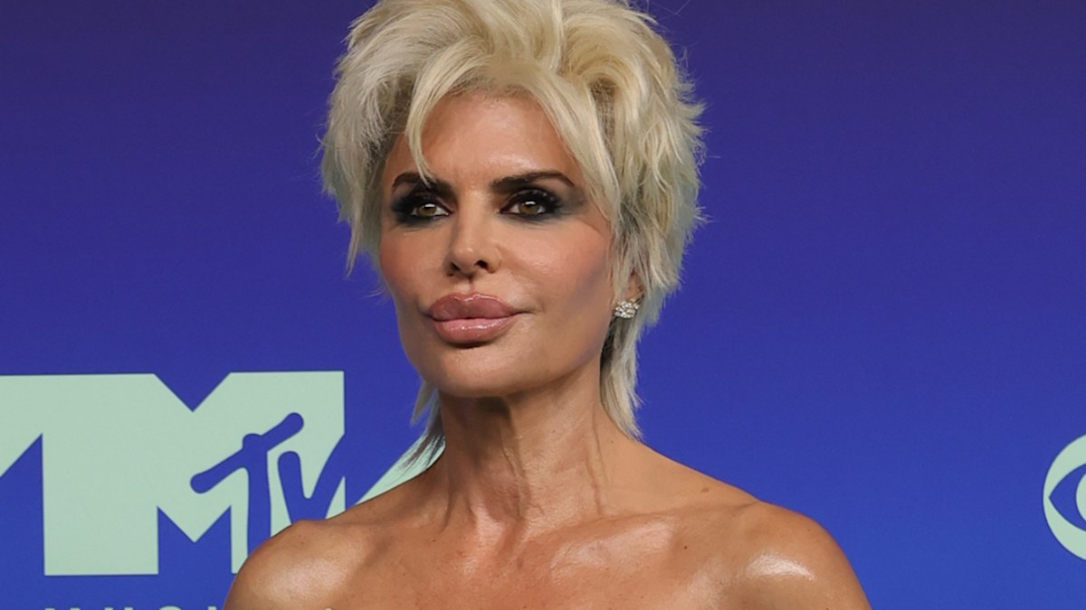 MTV VMA 2026 レッド カーペット: MTV ビデオ ミュージック アワード レッド カーペットからの最高のセレブの衣装とファッション ルック|写真で | Nine.com.au