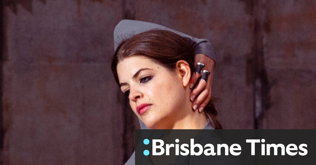 'I'm very sure of who I am': Lorde's little sister spreads her wings - Vimarsana News