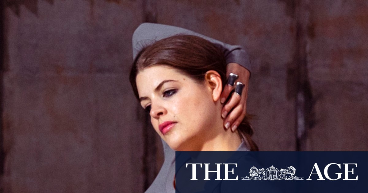 'I'm very sure of who I am': Lorde's little sister spreads her wings - Vimarsana News