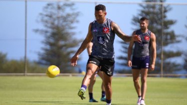 Injured Docker Harley Bennell returned to the track at Cottesloe Oval on Wednesday.