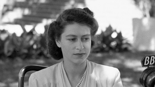 Then Princess Elizabeth delivers a speech for her 21st birthday in 1947, when she bowed Princess Elizabeth vowed to go forward with “an unwavering faith, a high courage and a quiet heart”.