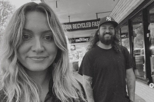Laura Toganivalu (nee Houston) and her  brother Ben enjoyed a day in Bondi during his visit to Sydney.