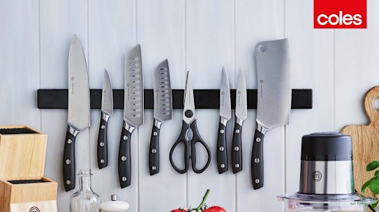 A Coles promotion for kitchen knives.