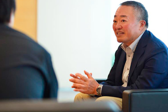 Naoki Hama, presidente, CEO e diretor representativo da importância da transformação digital.