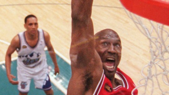 Chris Anstey reveals why Michael Jordan's teammate Luc Longley is silent  about The Last Dance