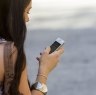 A quarter of high school kids 'sexting' images or videos of themselves: study
