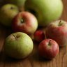 Maçãs.